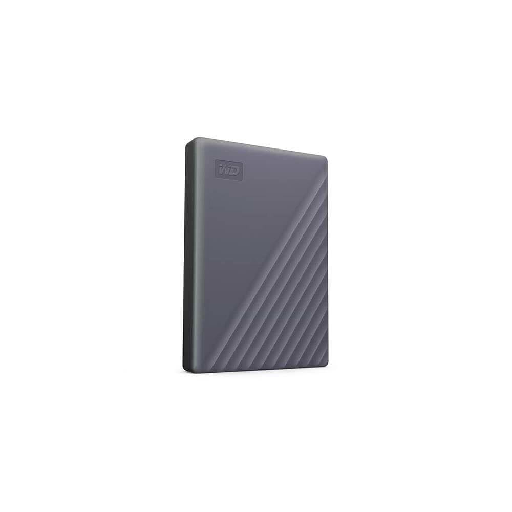 כונן קשיח חיצוני My Passport USB-C מבית Western Digital בנפח 2TB, עם תאימות רחבה למחשבי Windows, Mac ומכשירים נוספים, כולל הגנה באמצעות סיסמה, הצפנת חומרה ותוכנת גיבוי כלולה.