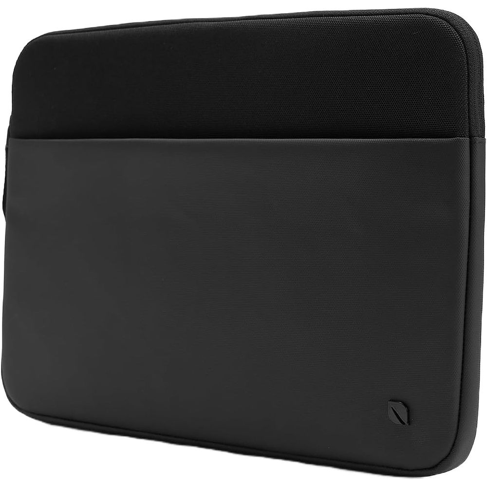 Incase - A.R.C. Sleeve With ReSpun 100% Recycled Polyester for MacBook 14-inch / Black 