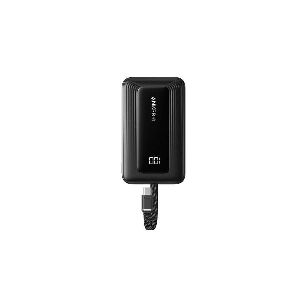 סוללת גיבוי Anker בקיבולת 10,000mAh עם טעינה עד 30W, כבל USB-C מובנה ותצוגה דיגיטלית חכמה.