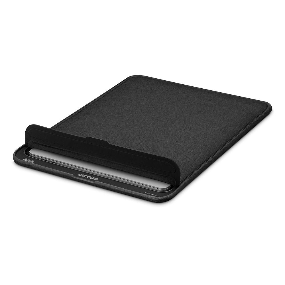 incase - ICON Sleeve with Woolenex for MacBook Pro 16