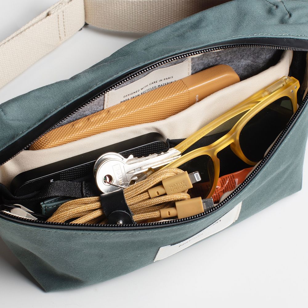 NATIVE UNION - W.F.A Crossbody Pouch