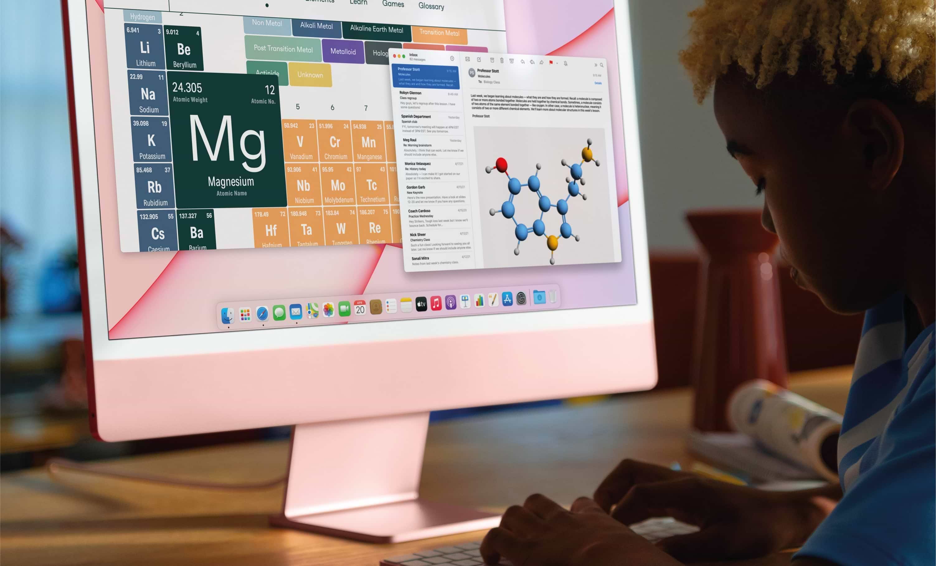 iMac 24-inch | איימק 24 אינץ׳ במבט עילי