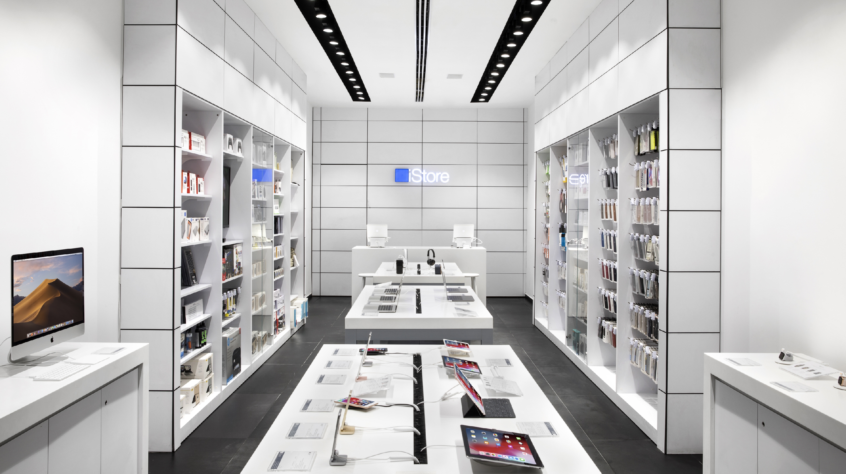 אייסטור רננים בקניון רננים