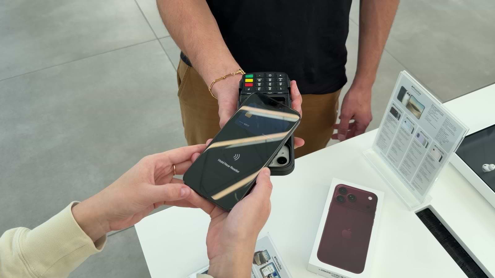 Apple Pay at the table
